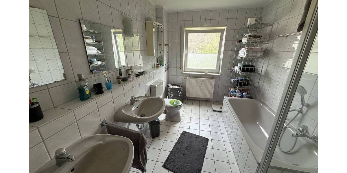 Etagenwohnung Saarbrücken / Brebach-Fechingen Brebach-Fechingen - 3 Zimmer, 92 m&sup2;, 185.000&euro; | Angebot:26515108