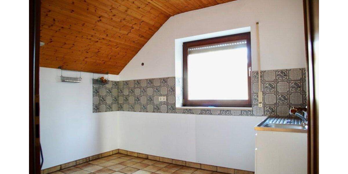 Großzügige 3-Zimmer Dachgeschoßwohnung 3 zimmer