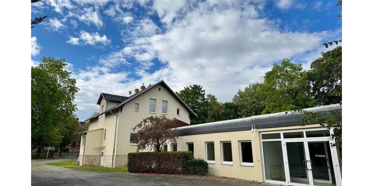 Mehrfamilienhaus, Wohnhaus Naumburg (Saale) Naumburg - 1 Zimmer, 570 m&sup2;, 1.100.000&euro; | Angebot:25701580