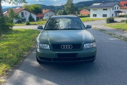 Audi A4 343.000 km 1.500 &euro; Spiegelau 94518