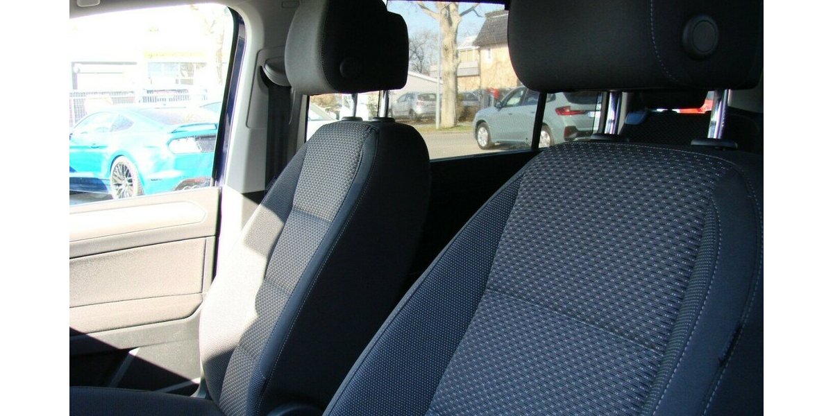 VW Touran 1.5TSi Comfortline 7-Sitzer LED ACC Standhe 18.601 km 30.980 &euro; Falkensee 14612