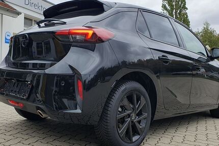 Opel Corsa 12.087 km 17.400 € Senftenberg / OT Brieske 01968