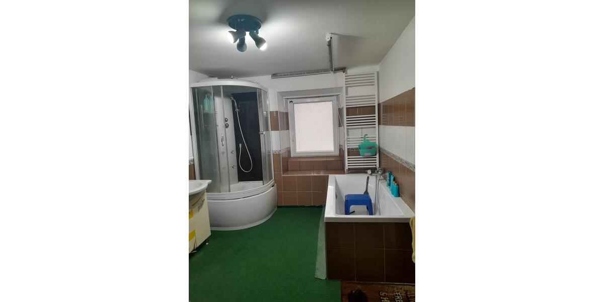 Einfamilienhaus Falkenstein - 6 Zimmer, 410 m&sup2;, 240.000&euro; | Angebot:26447243