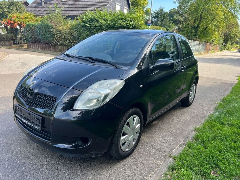 Yaris