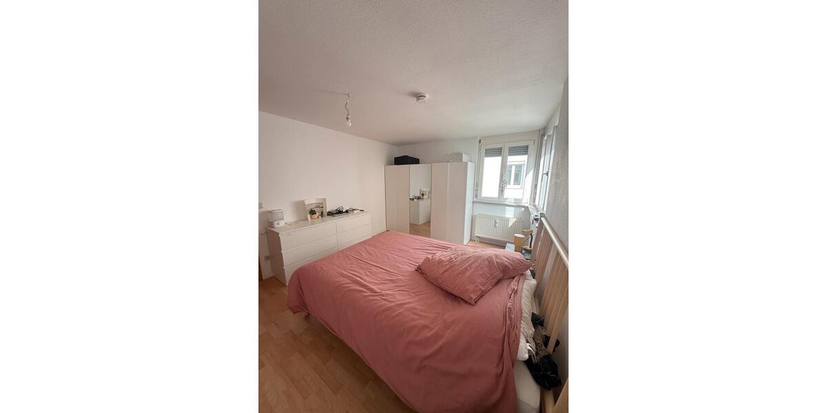 Etagenwohnung Esslingen am Neckar - 2 Zimmer, 56 m&sup2;, 1.000&euro; | Angebot:25415741