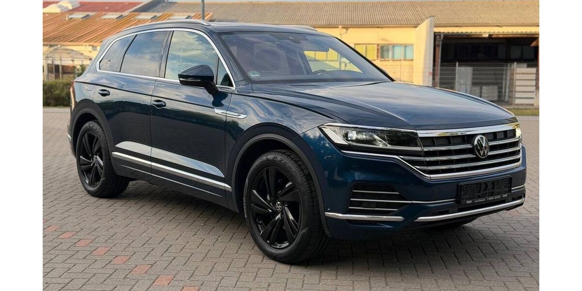 VW Touareg 169.381 km 31.990 &euro; Neubrandenburg 17033