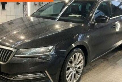 Skoda Superb 87.500 km 28.979 &euro; Donaueschingen 78166