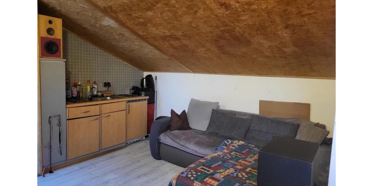 Etagenwohnung Neustadt bei Coburg - 1 Zimmer, 20 m&sup2;, 350&euro; | Angebot:24813869