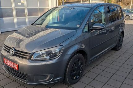 VW Touran 147.496 km 9.490 &euro; Fulda 36043