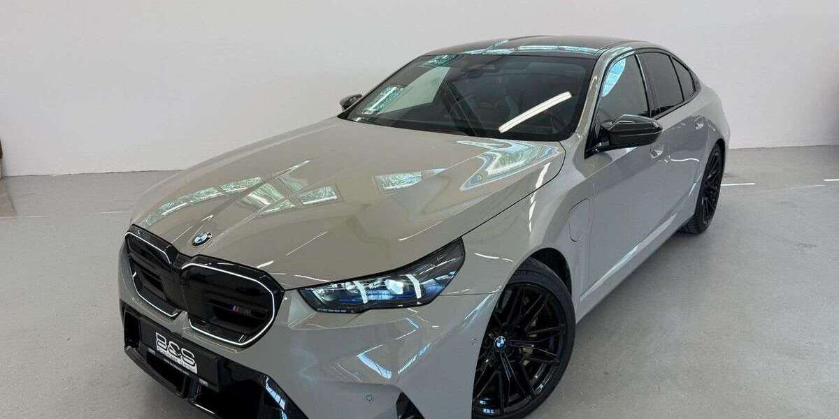 BMW M5 10.500 km 140.990 &euro; Kempten 87439