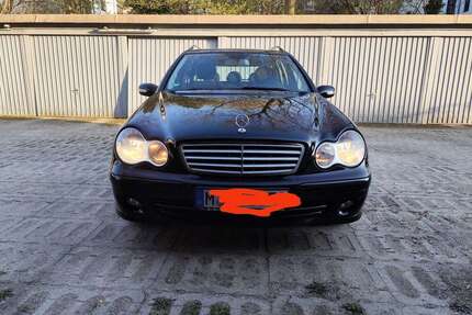 Mercedes 220