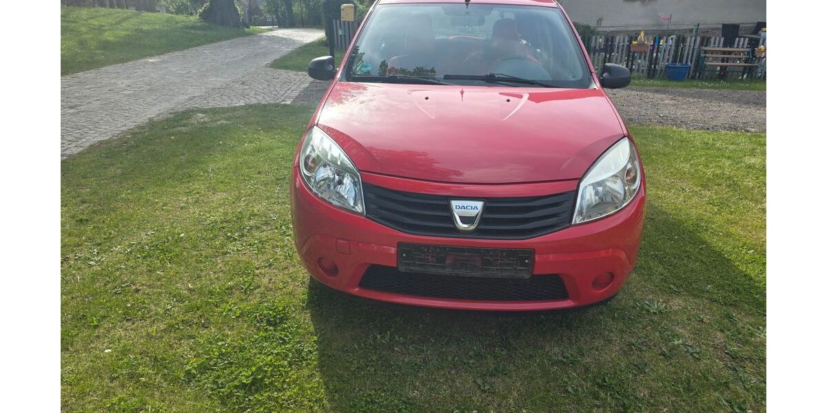 Dacia Sandero 130.000 km 1.985 &euro; Luckau 15926