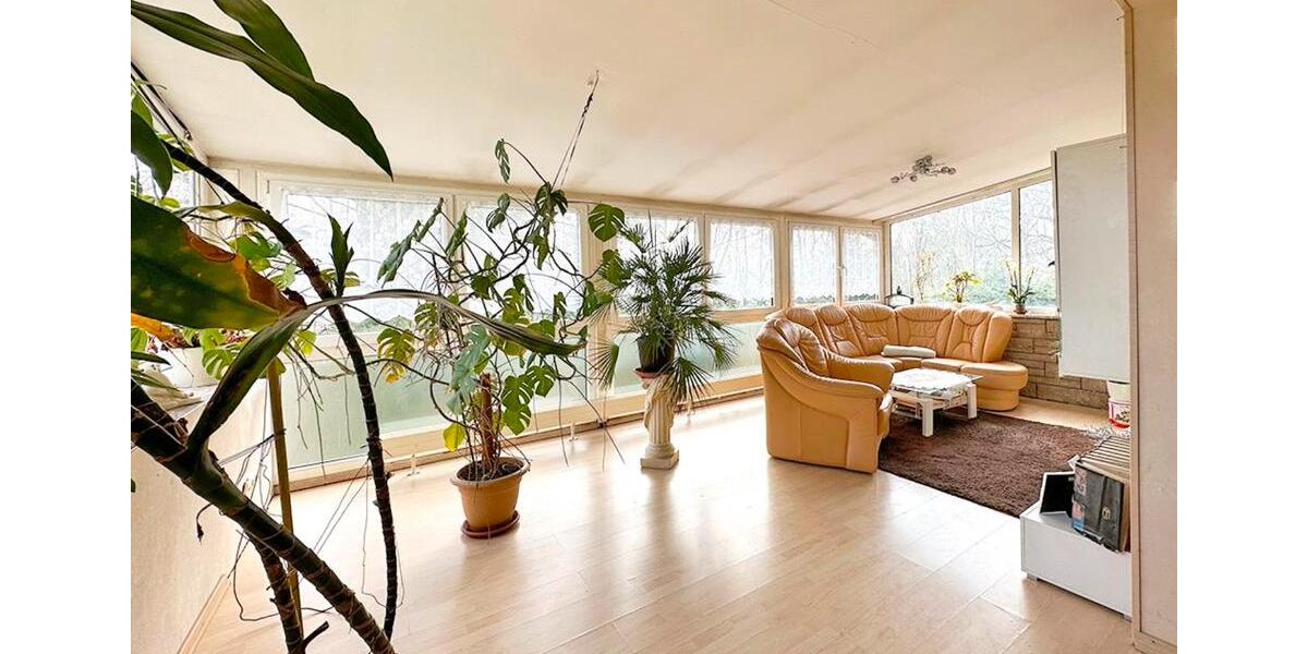 Villa Schmalkalden - 14 Zimmer, 290 m&sup2;, 249.000&euro; | Angebot:27044464