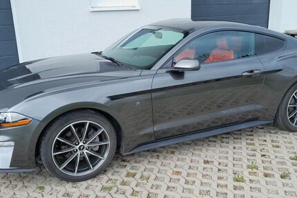 Ford Mustang 98.900 km 22.650 &euro; Alpirsbach 72275