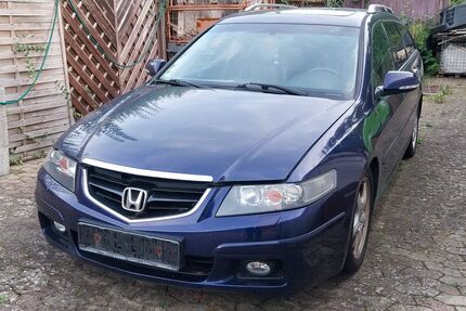 Honda Accord 269.000 km 3.700 &euro; Bremen 28777