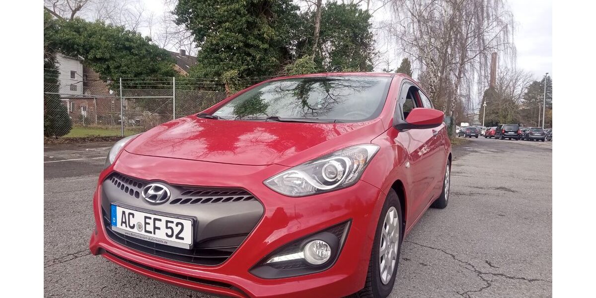 Hyundai i30 130.000 km 5.200 &euro; Herzogenrath 52134
