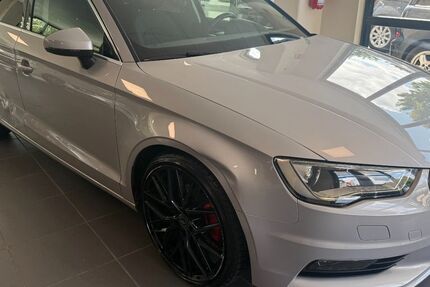 Audi A3 116.043 km 12.290 &euro; Geesthacht 21502