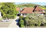 Besondere Gelegenheit! “ALTE SCHULE“ mit 2 Wohneinheiten & Nebengebäude, Stellplätzen, Garage, Garten über 500m² Nutzfläche