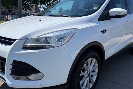 Ford Kuga 160.290 km 8.950 &euro; Fürth 90763