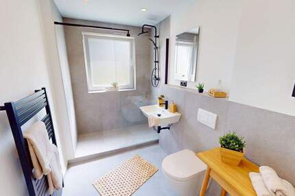 IDEAL FÜR JUNG UND ALT - SANIERTE BALKONWOHNUNG IM ERDGESCHOSS! 3 zimmer