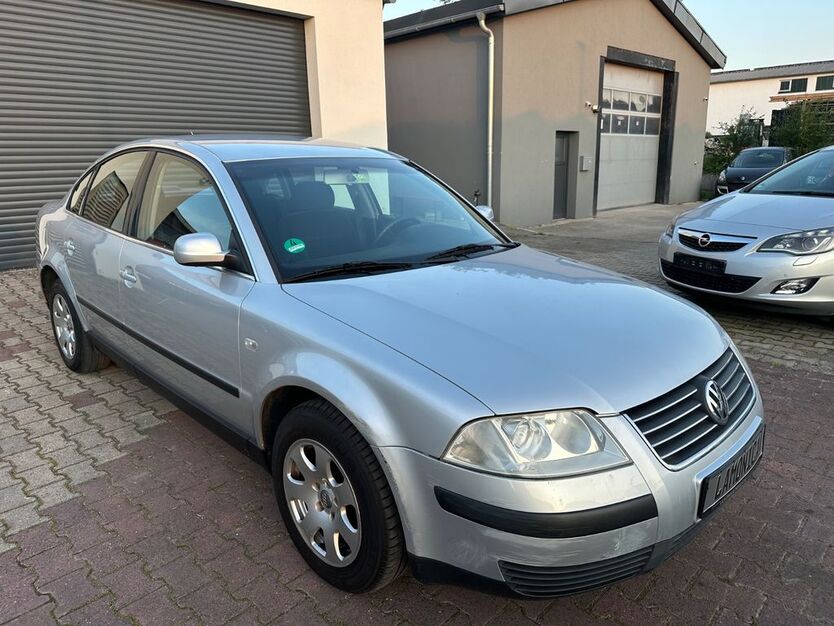 VW Passat 99.000 km 3.690 € Gundelsheim 74831