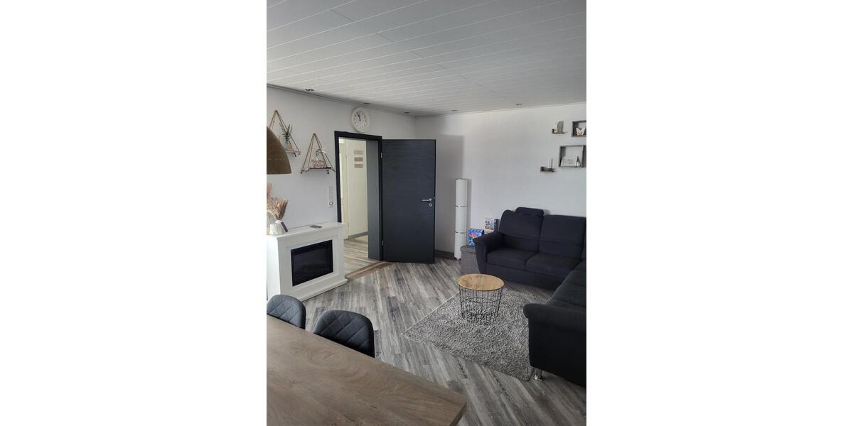 Einfamilienhaus Bebra - 9 Zimmer, 270 m&sup2;, 445.000&euro; | Angebot:25877276