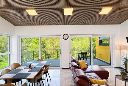 Luxus. Ruhe. Aussicht. - Eingerichtetes 4-Zimmer-Penthouse mit 3 Dachterrassen, Aufzug & Keller in Wachtberg 4 zimmer