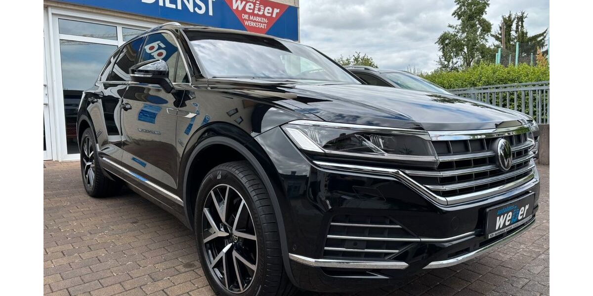 VW Touareg 17.729 km 59.960 &euro; Hungen 35410