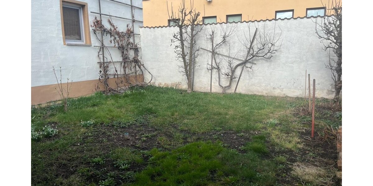 Artern, 2 Fam.Hs. + Bungalow - Zweifamilienhaus Artern/Unstrut Unstrut | Angebot:25752294