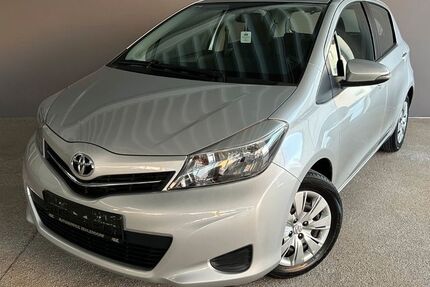 Toyota Yaris 67.983 km 8.999 &euro; Berlin 14165
