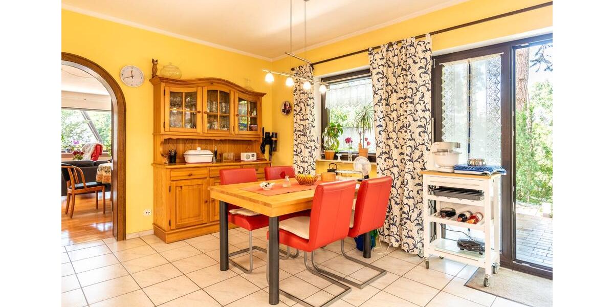 Einfamilienhaus Erlangen Alterlangen - 8 Zimmer, 330 m&sup2;, 1.395.000&euro; | Angebot:26429713