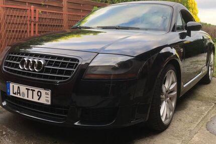 Audi TT 157.000 km 11.900 € Landshut 84028