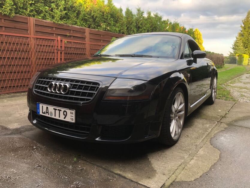 Audi TT 157.000 km 11.900 € Landshut 84028