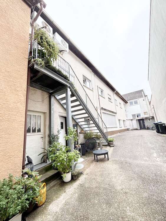 Wohnung zum Kaufen in Landau 180.000 € 108.27 m²