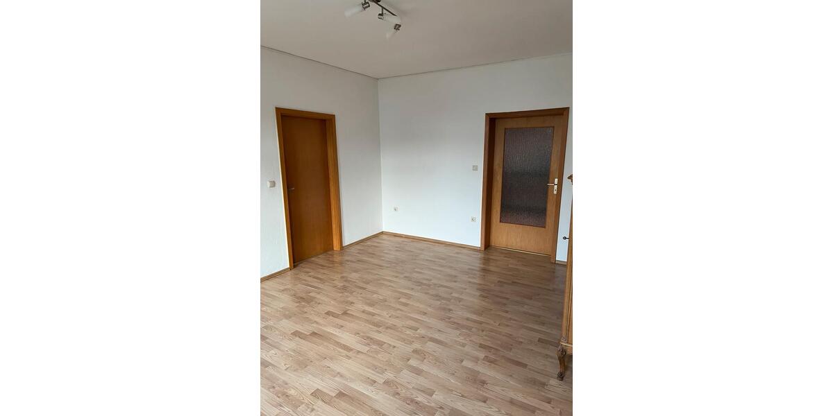 Dachgeschoßwohnung Stemwede - 3 Zimmer, 79 m&sup2;, 510&euro; | Angebot:25852035