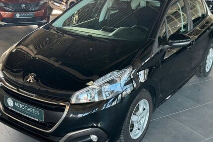 Peugeot 208 27.000 km 11.400 &euro; Paderborn 33106