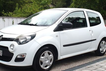 Renault Twingo 124.950 km 2.250 &euro; München 81927