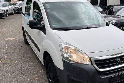 Peugeot Partner 110.250 km 5.280 &euro; Hamburg 22419