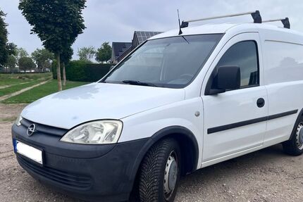 Opel Combo 99.300 km 4.000 &euro; Geilenkirchen 52511