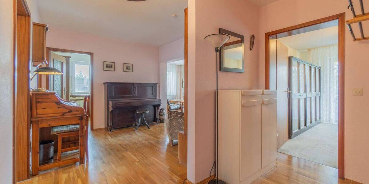 Etagenwohnung Donaueschingen - 4 Zimmer, 100 m&sup2;, 225.000&euro; | Angebot:26309034