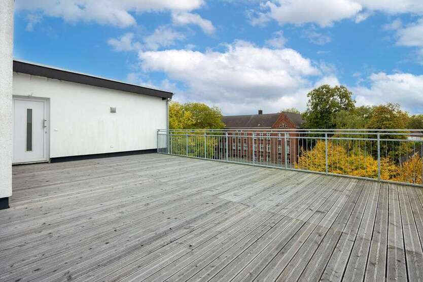 Wohnung zum Mieten in Duisburg Rheinhausen 2.483 € 191.42 m²