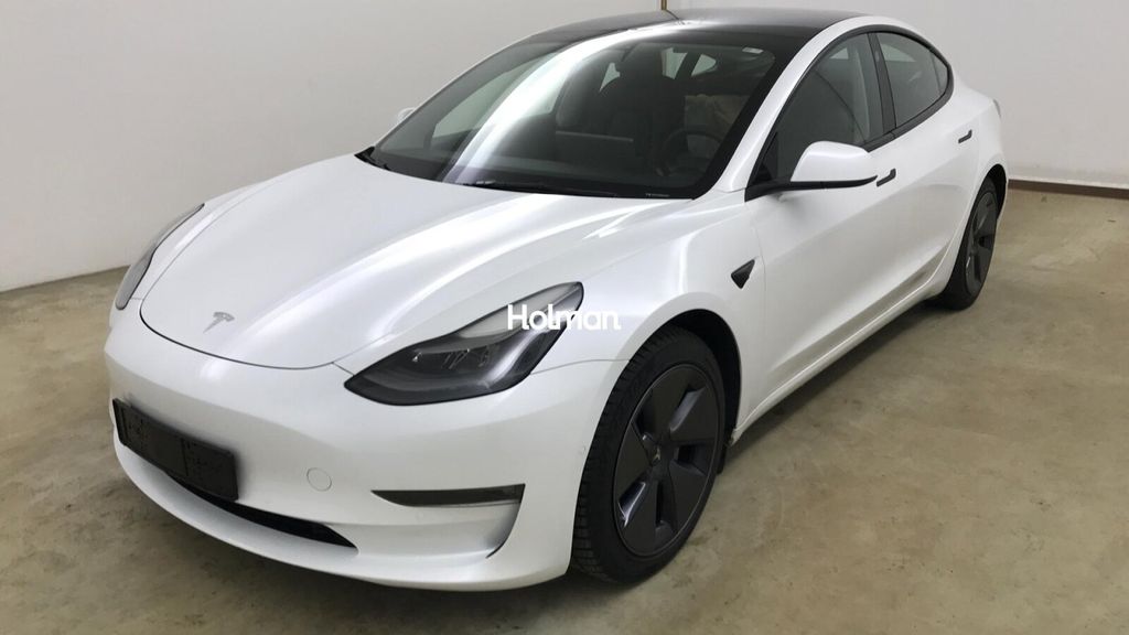 Tesla Model 3 40.860 km 27.792 &euro; Eschborn 65760