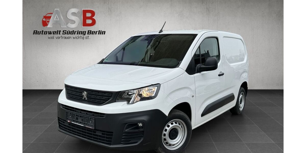 Peugeot Partner 93.863 km 11.999 € Berlin 12055