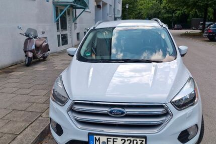 Ford Kuga 168.000 km 9.200 &euro; MÜNCHEN 80937