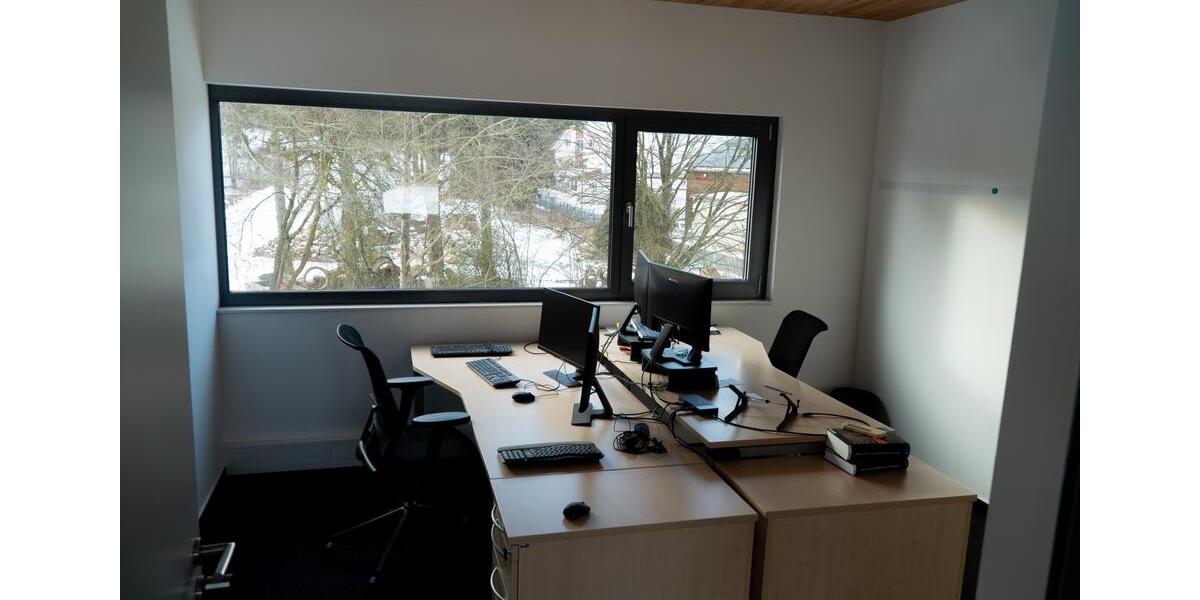 Gewerbeobjekt Hofbieber - 1.550&euro; | Angebot:24431351