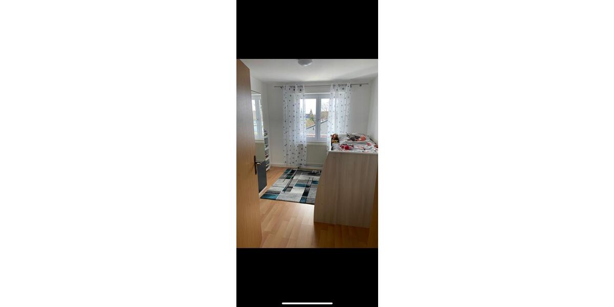 Mehrfamilienhaus, Wohnhaus Zimmern ob Rottweil - 12 Zimmer, 162 m&sup2;, 410.000&euro; | Angebot:27110095