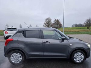 Suzuki Swift 1.2 Dualjet Hybrid Club AHK M+S 70.345 km 11.850 € Obrigheim-Asbach 74847