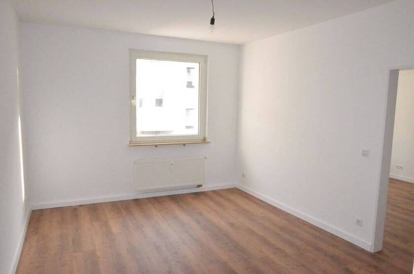 Moderne & helle 3 Zimmer Wohnung in ruhiger Lage in D-Benrath.