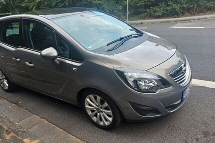 Opel Meriva 171.700 km 5.600 &euro; Wiesbaden 65199