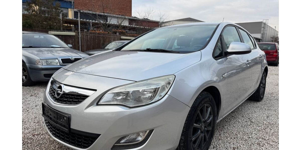 Opel Astra 115.000 km 5.890 &euro; Fürth 90763